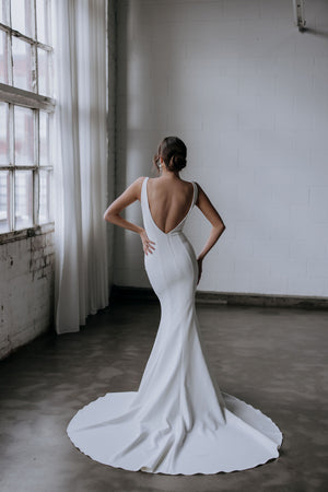 VICTORIA | Kellylin Couture - Bridal Brilliance