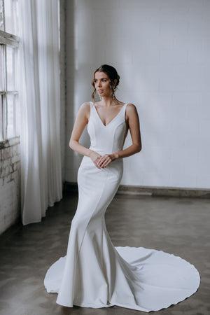 VICTORIA | Kellylin Couture - Bridal Brilliance