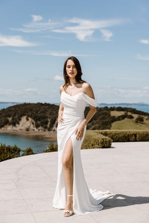 PENNY | Kellylin Couture | Wedding Dress | Simplistic Elegance | Wedding Gown 