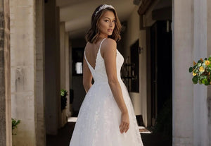 HIRE/RENTAL GOWNS